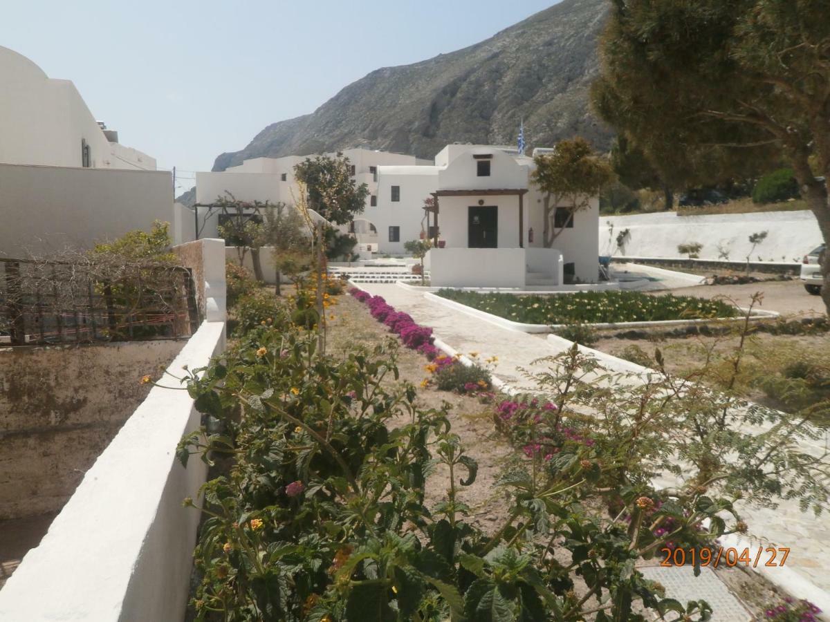 Villa Ostria Kamari  Exterior photo